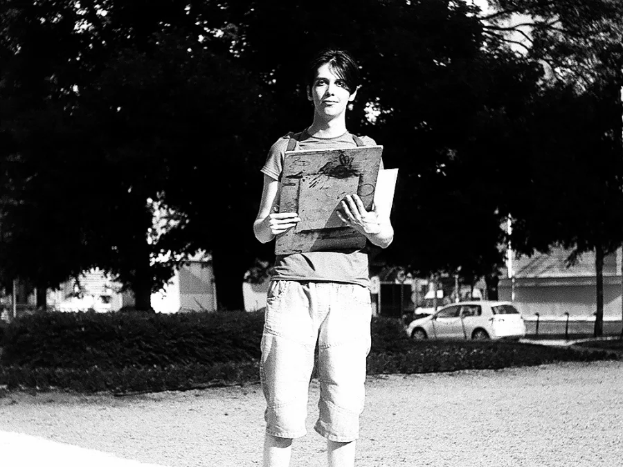 Pápa in Negative — 11