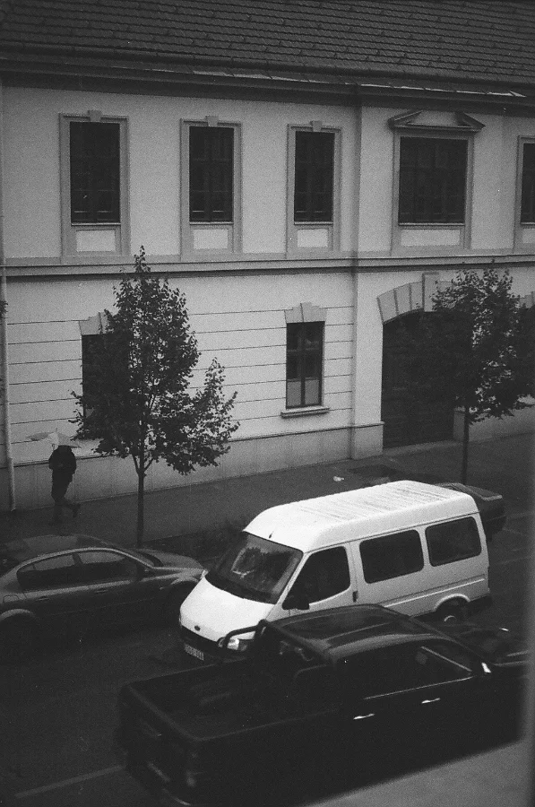 Pápa in Negative — 18
